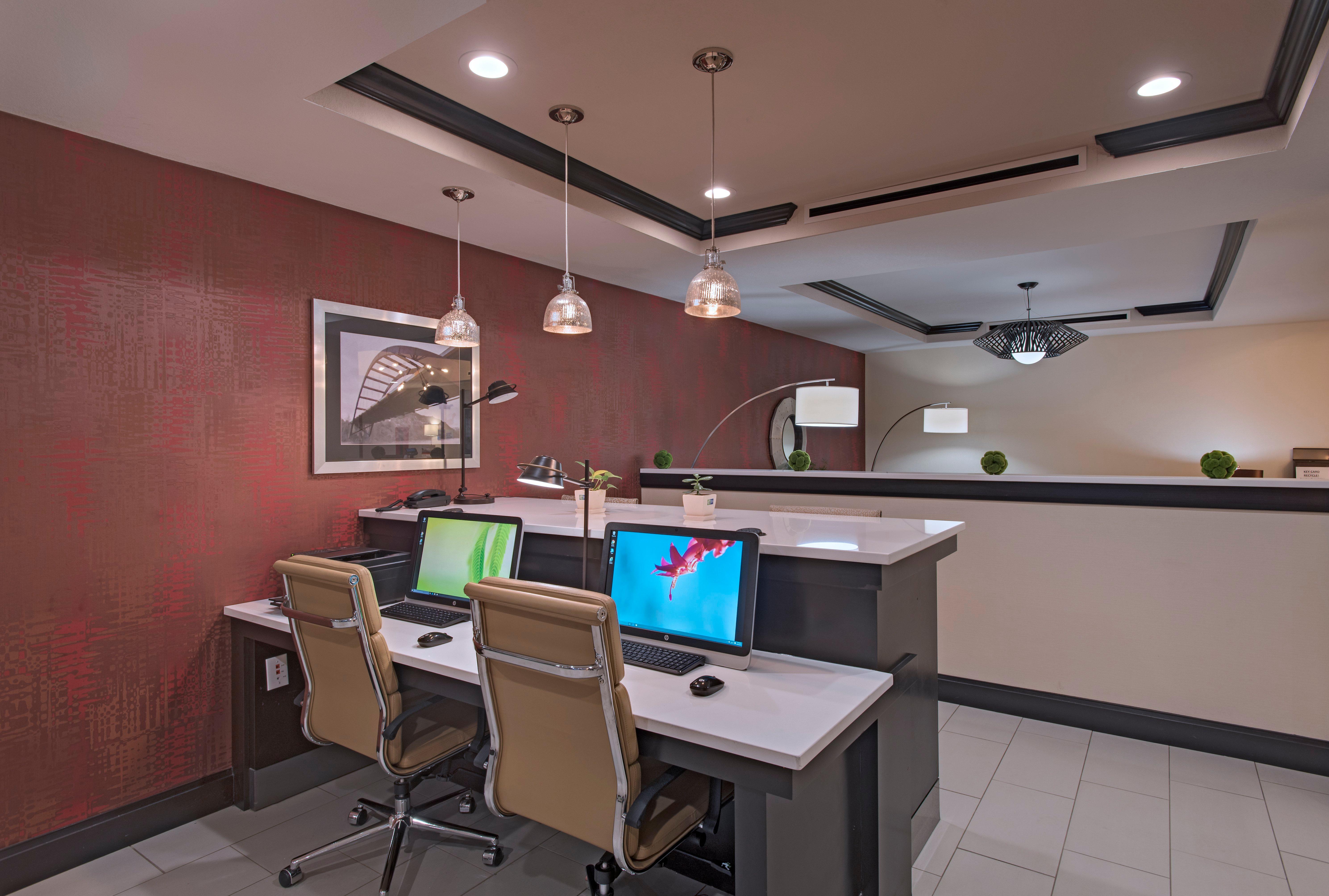 Holiday Inn Express & Suites Austin Nw - Four Points By Ihg Dış mekan fotoğraf